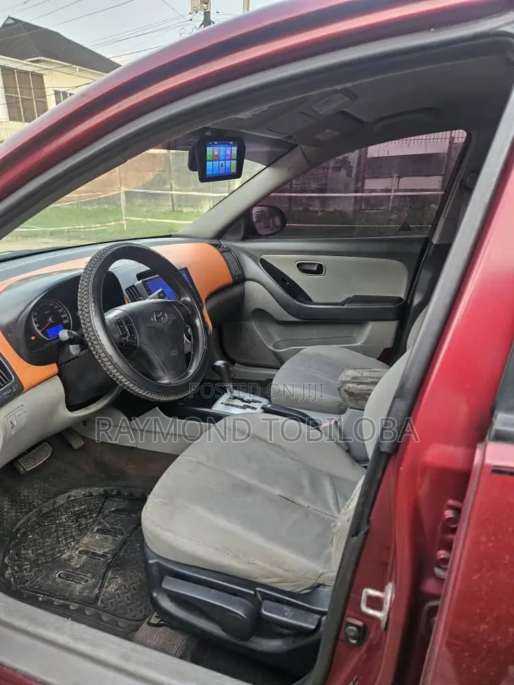 Hyundai Elantra 2010