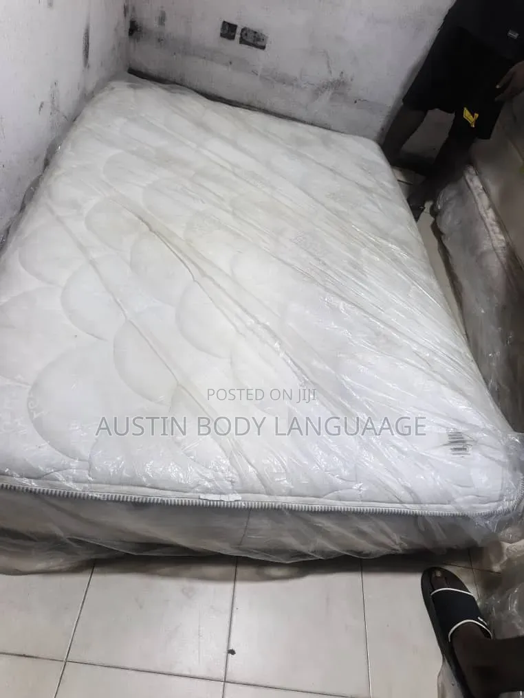Neatly Used USA Hybrid Spring Mattress 4.5by6