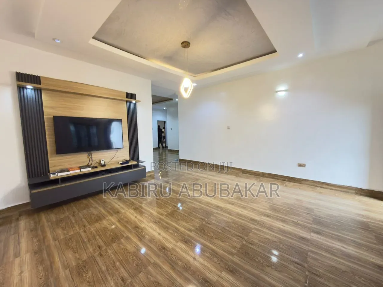 3bdrm Apartment in Wuye for rent