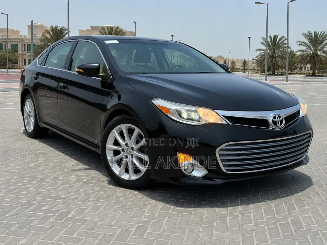 Toyota Avalon Limited Sedan FWD (3.5L 6cyl 6A) 2013 Black