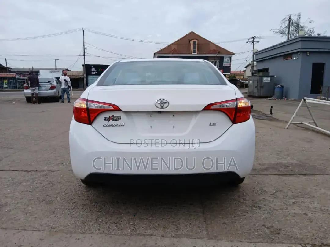 Toyota Corolla 2016 White