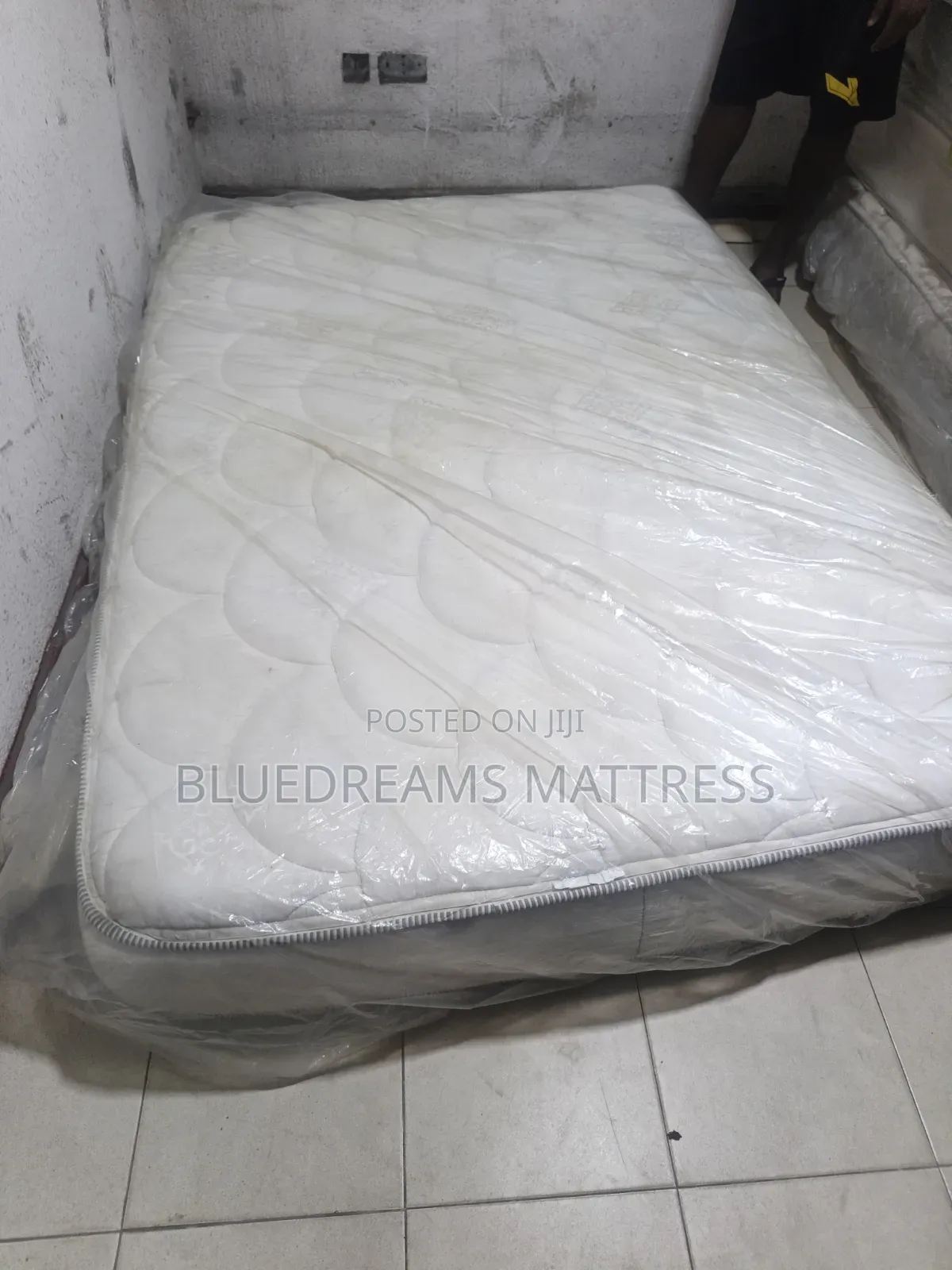 Neatly Used USA Hybrid Spring Mattress 4.5by6