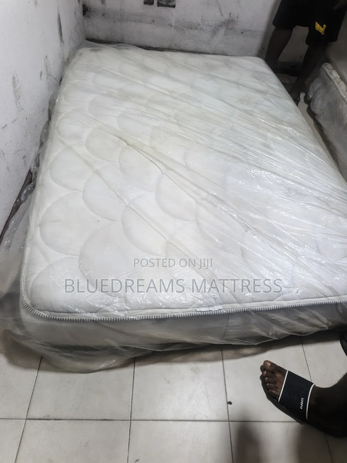 Neatly Used USA Hybrid Spring Mattress 4.5by6