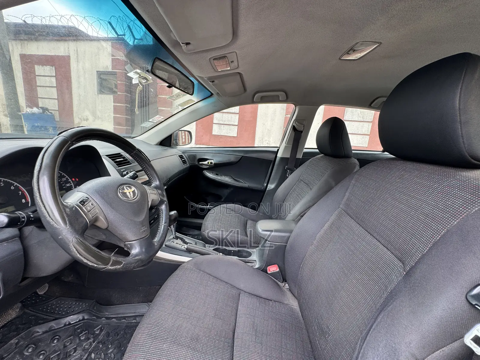 Toyota Corolla 2009 Gray