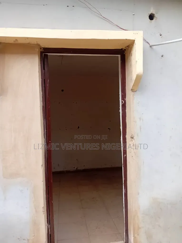 1bdrm Bedsitter in Liberty Estate, Igando / Ikotun/Igando for rent