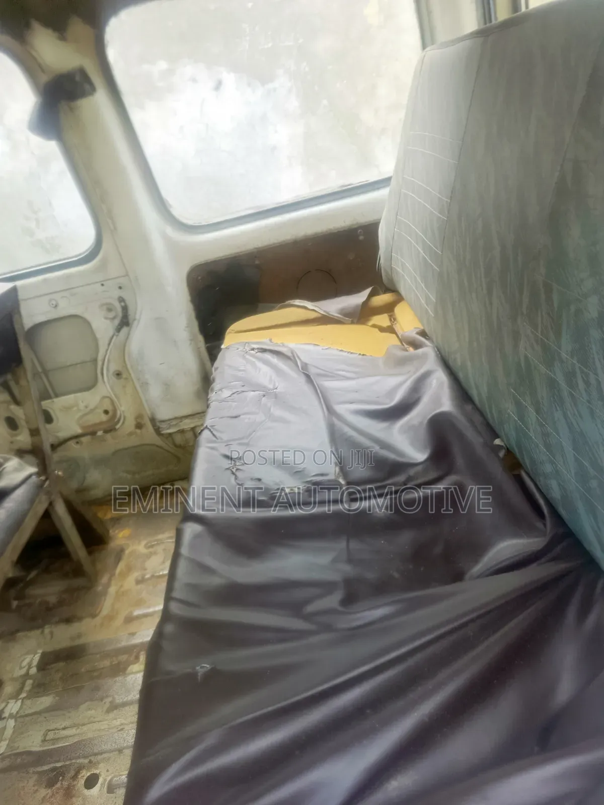 Suzuki APV Minibus 2008 White