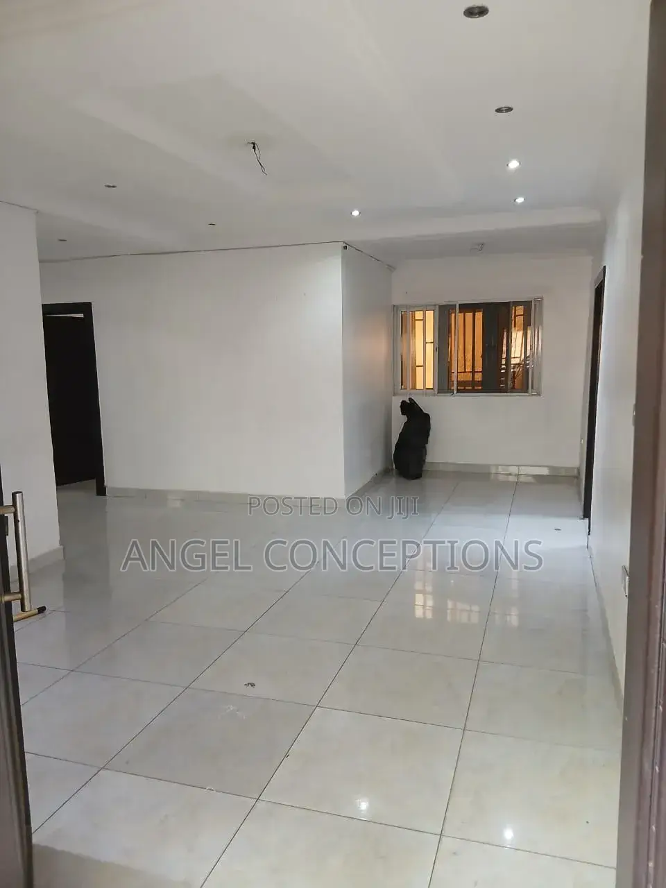 3bdrm Apartment in Alagomeji for rent