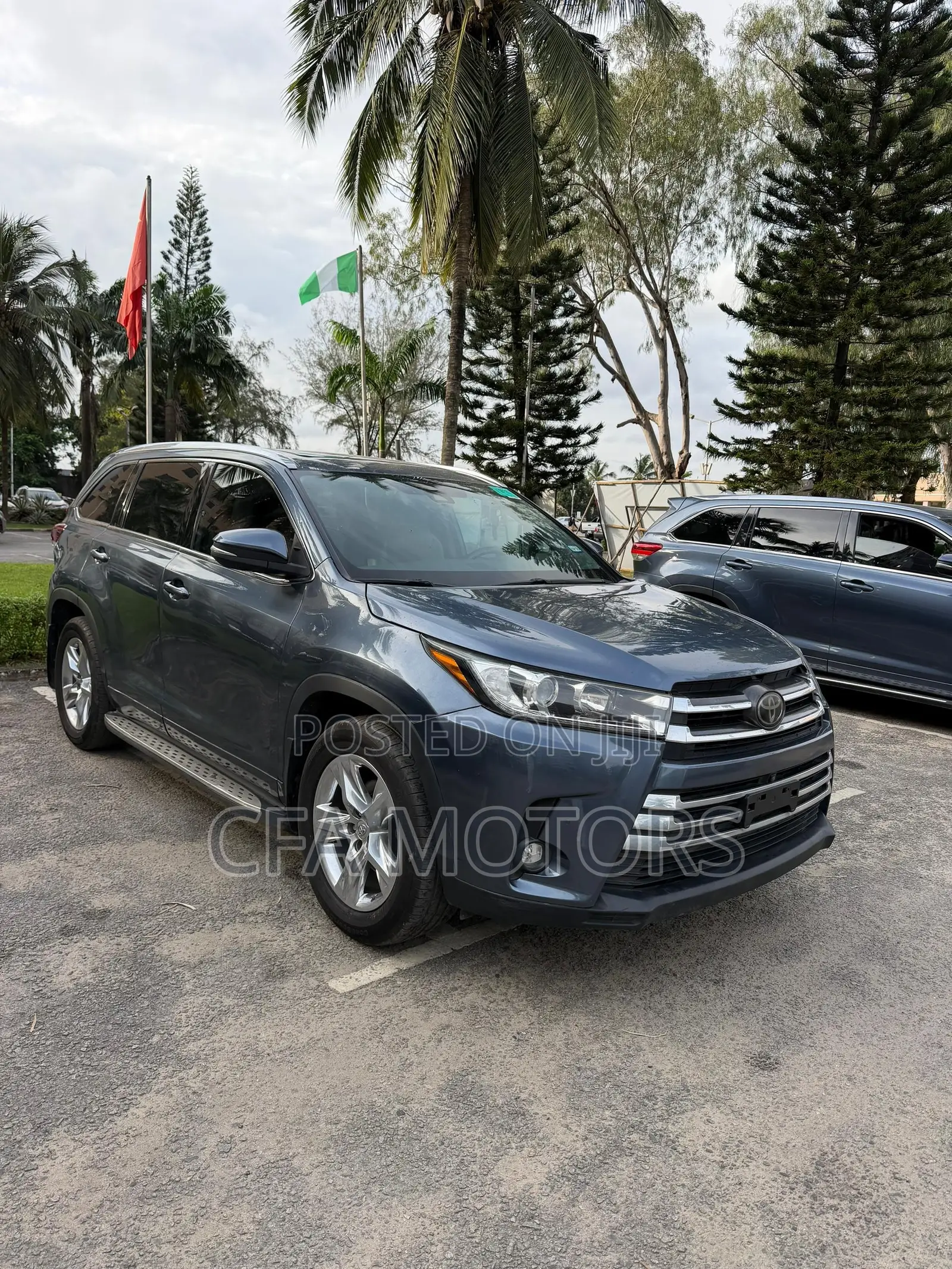 Toyota Highlander 2019 Gray