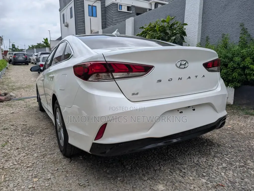 Hyundai Sonata SE 2019 White