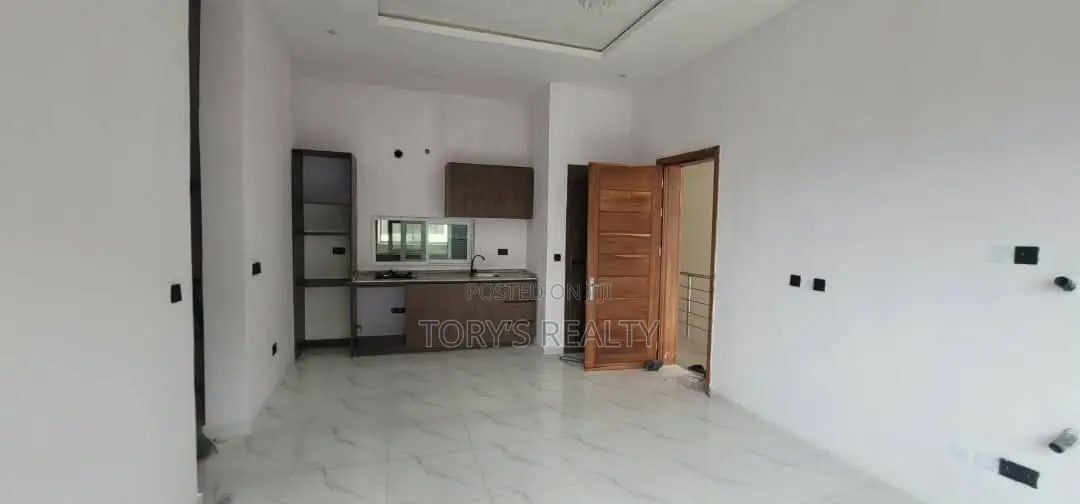 2bdrm Apartment in Ikate for rent