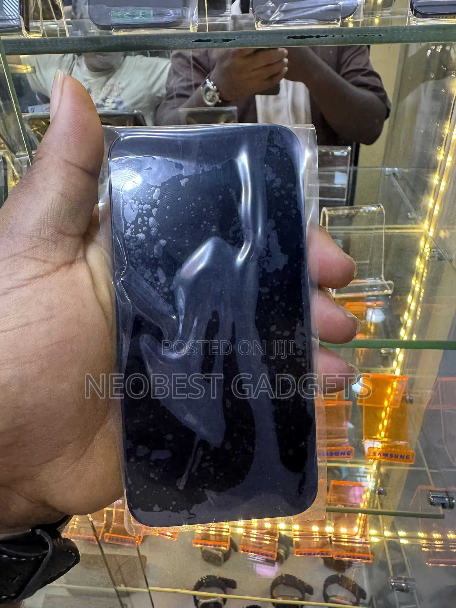 Apple iPhone 16e 128 GB Black