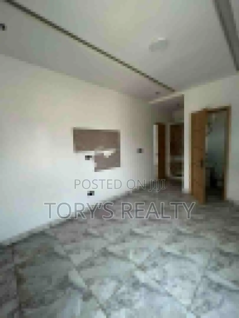 2bdrm Apartment in Ikate for rent