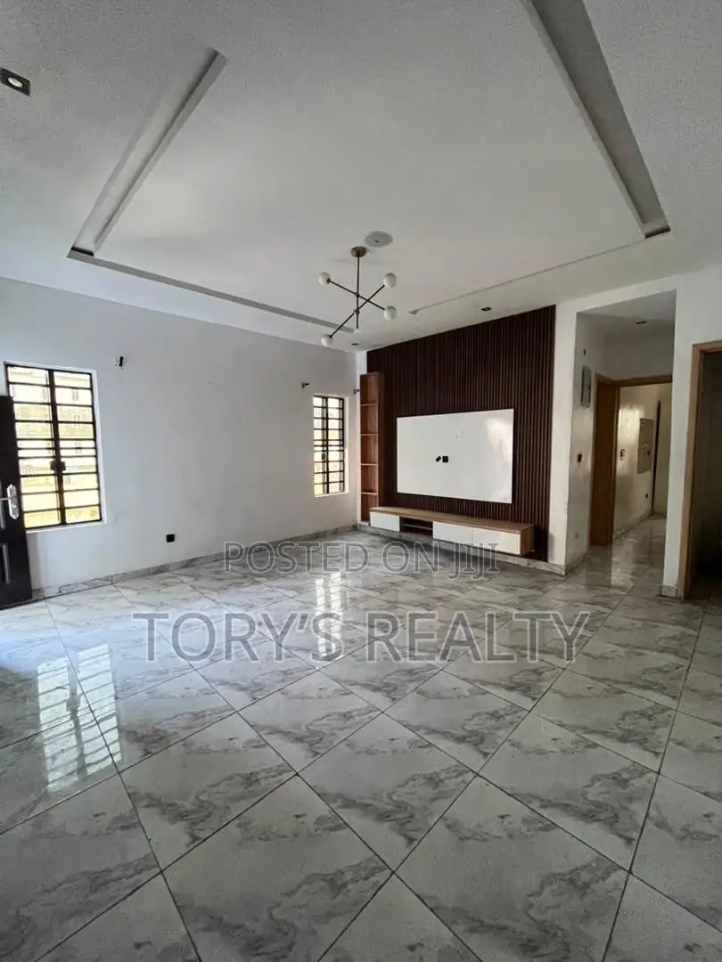 2bdrm Apartment in Ikate for rent
