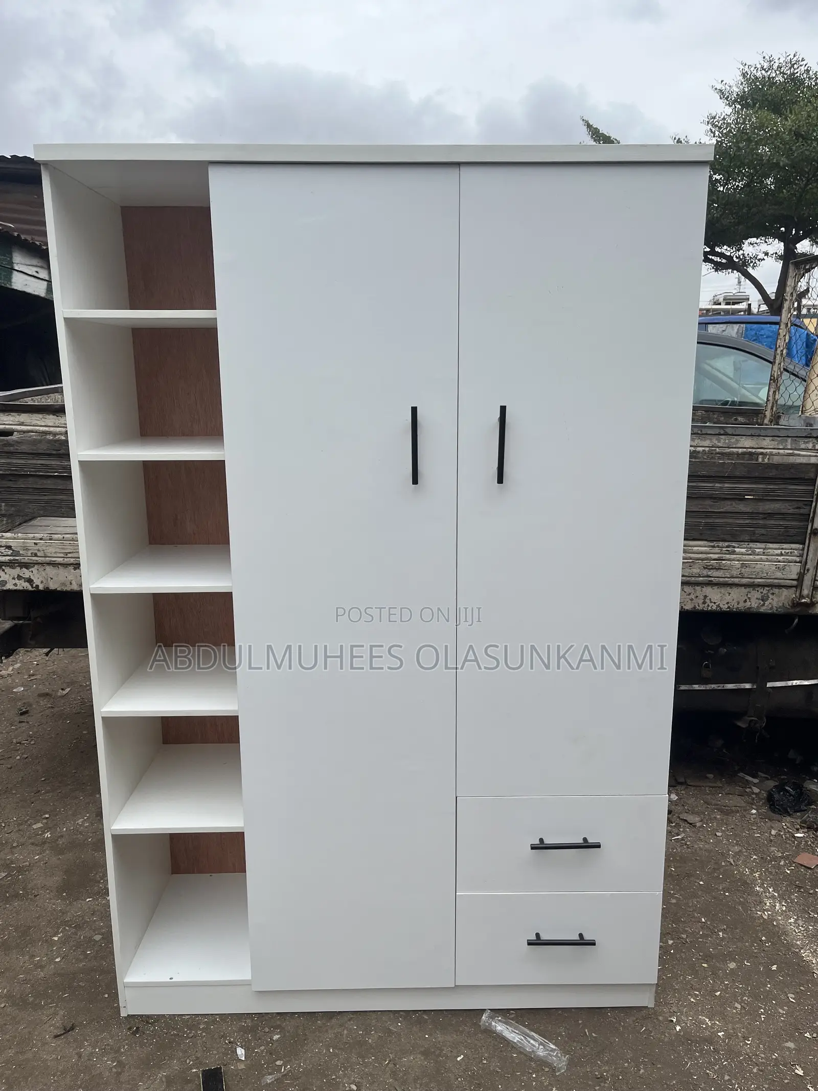 4ft by 6ft Fine Closet