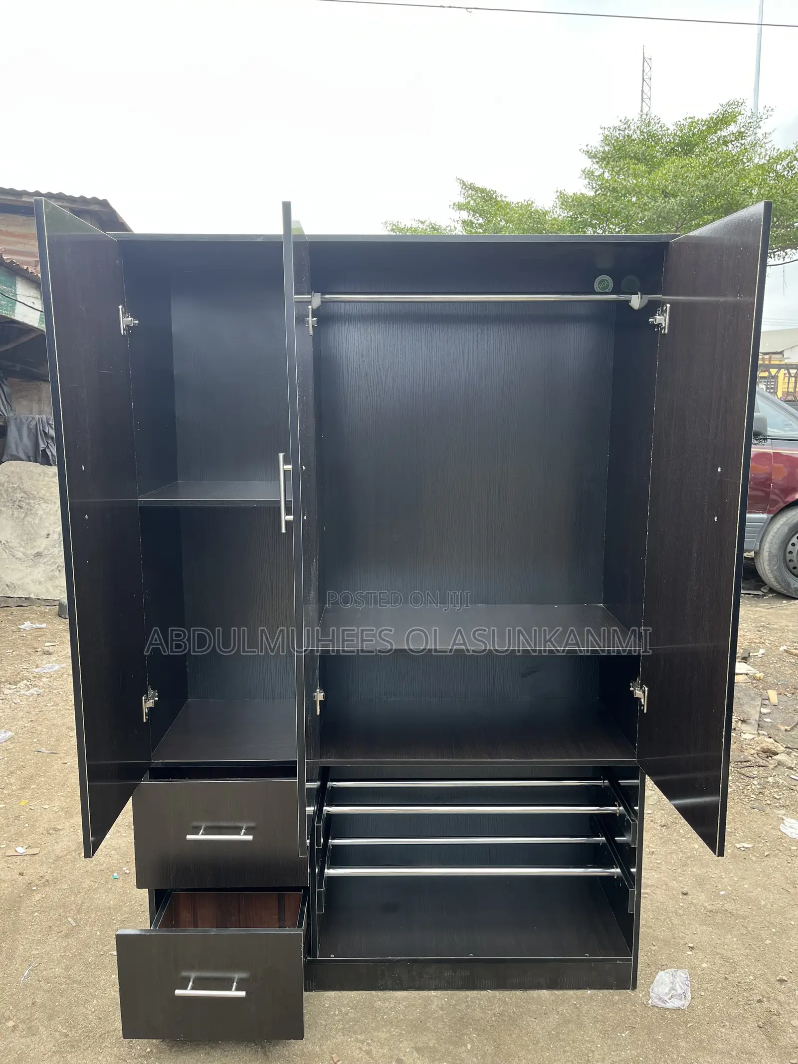 Luxury 4ft by 6ft Closet With Iron Shoe Rack