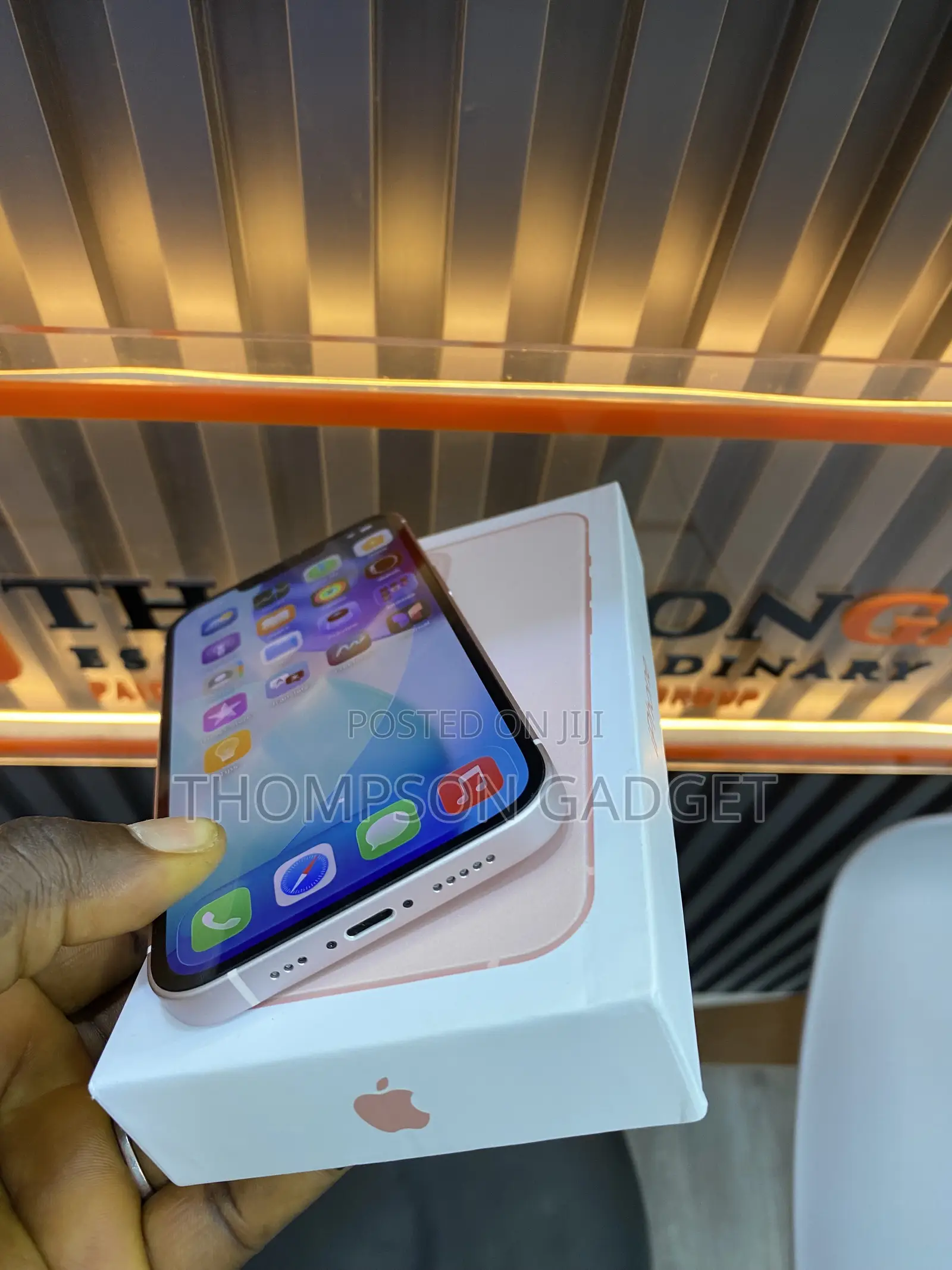 Apple iPhone 13 128 GB Pink