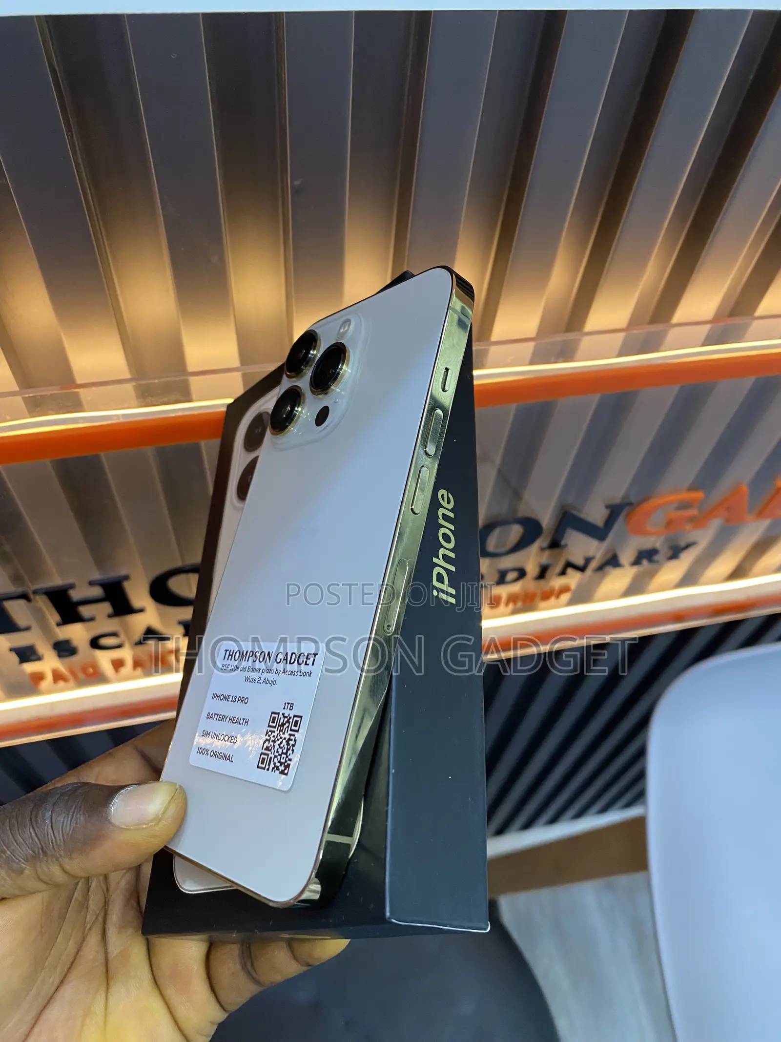 Apple iPhone 13 Pro 1 TB Gold