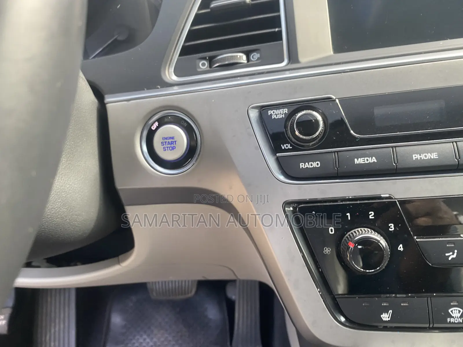 Hyundai Sonata SE 2016 Blue