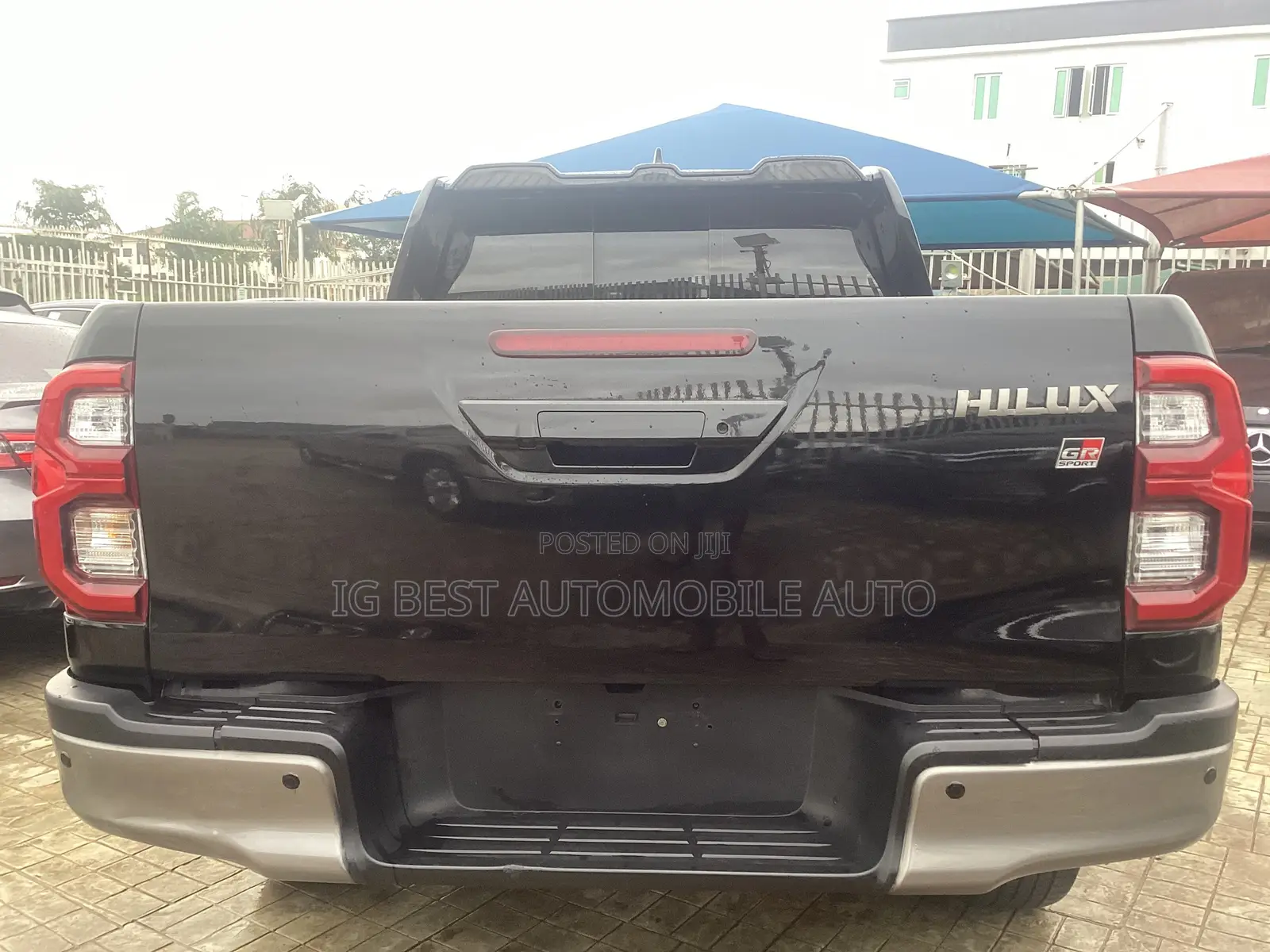 Toyota Hilux 2023 Black