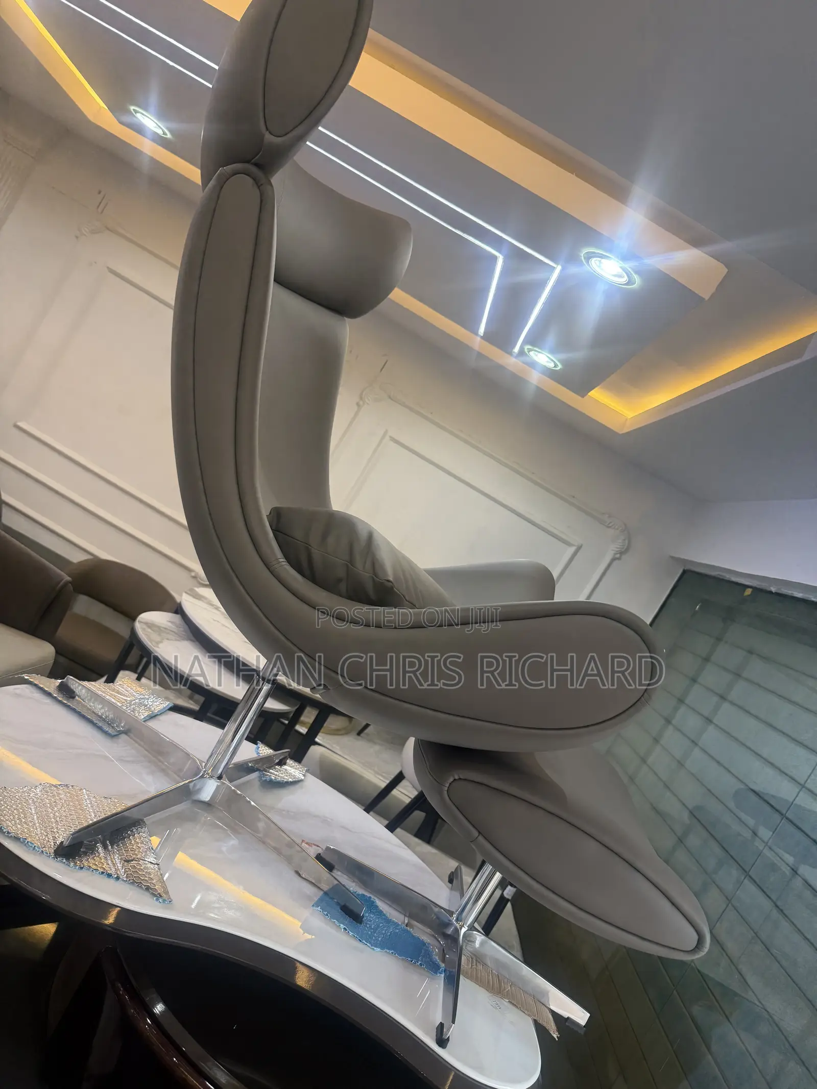 Luxury Unique Side Single