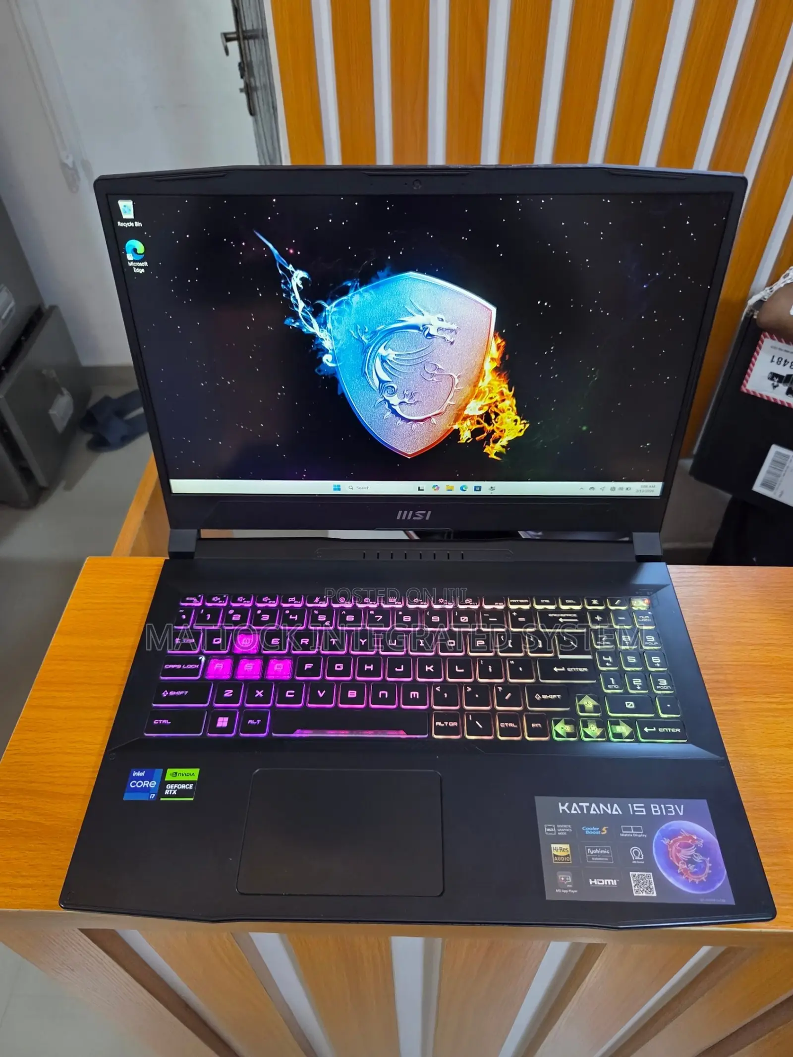 Laptop MSI Katana 15 16GB Intel Core i7 SSD 1T
