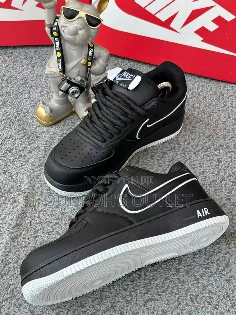 Balenciaga Unisex Sneakers