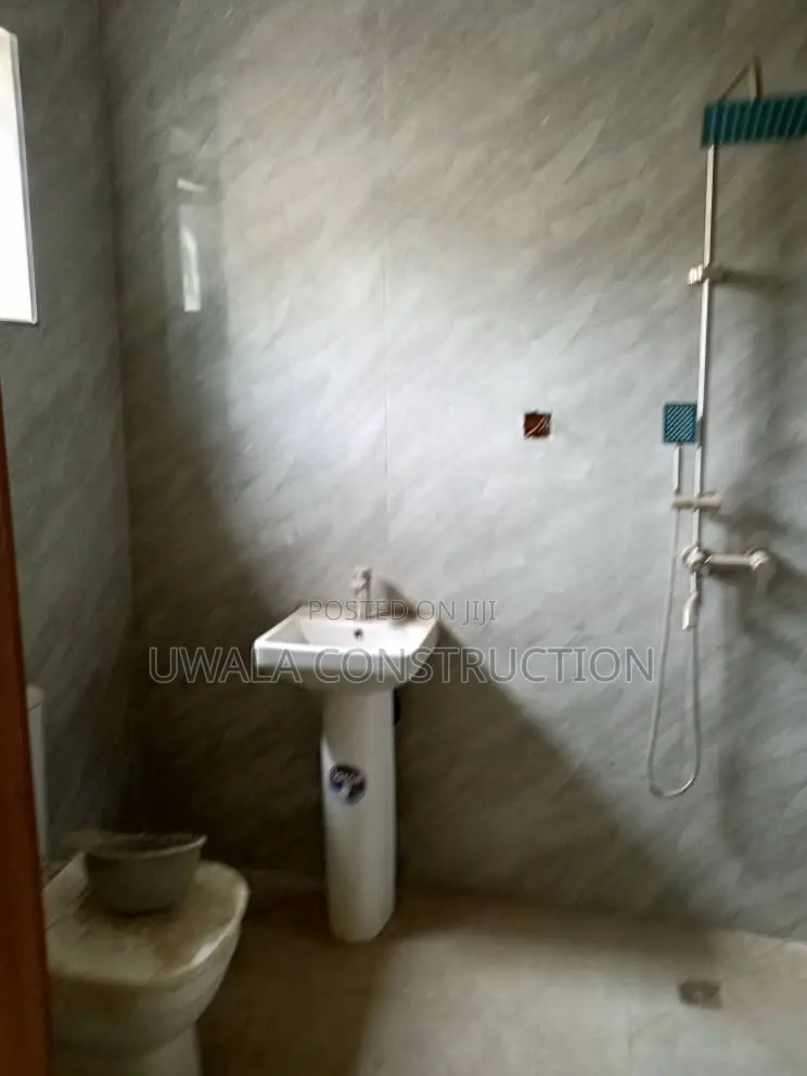 4bdrm Duplex in Kado for sale