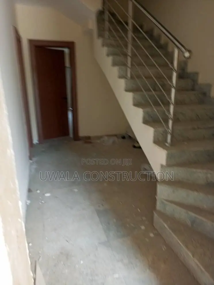 4bdrm Duplex in Kado for sale