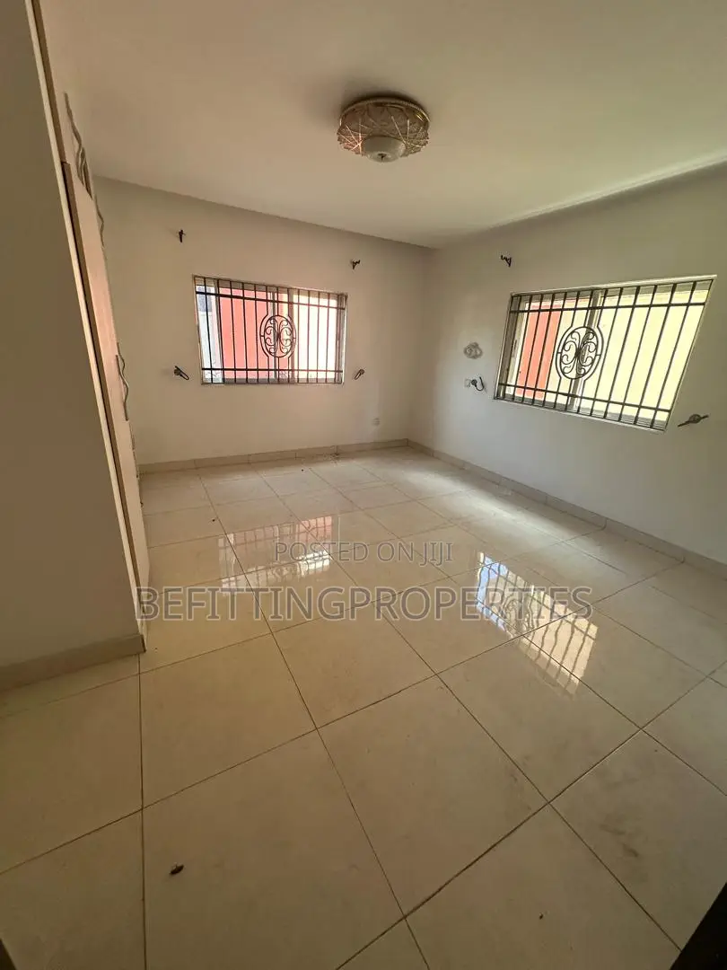 3bdrm Apartment in Parkview Estate for rent