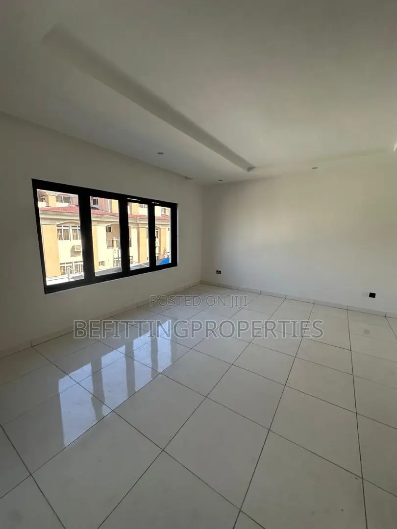 5bdrm Duplex in Parkview Estate for rent