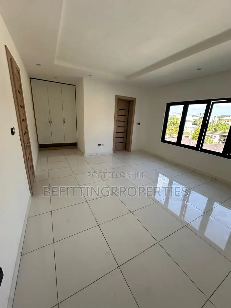 5bdrm Duplex in Parkview Estate for rent