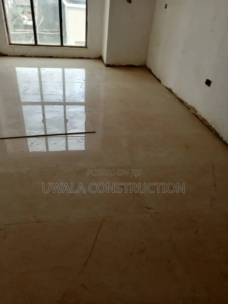 4bdrm Duplex in Kado for sale