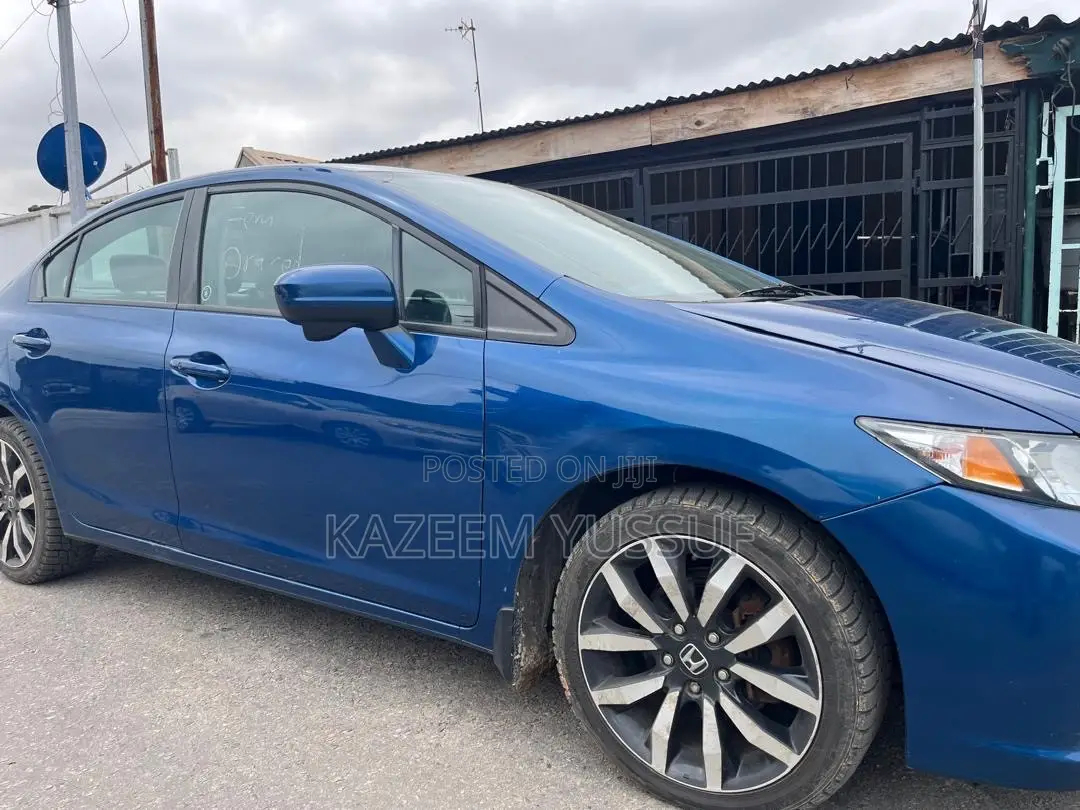 Honda Civic EX-L w/Navigation 4dr Sedan (1.8L 4cyl CVT) 2015 Blue