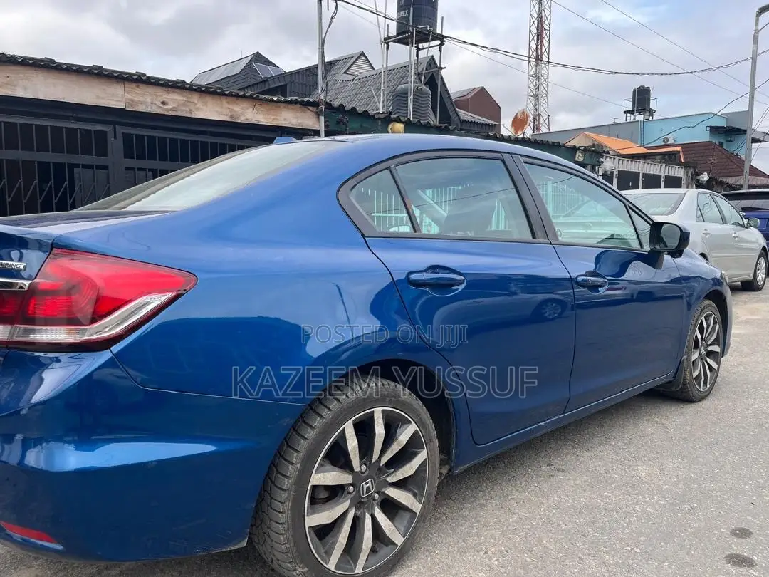 Honda Civic EX-L w/Navigation 4dr Sedan (1.8L 4cyl CVT) 2015 Blue
