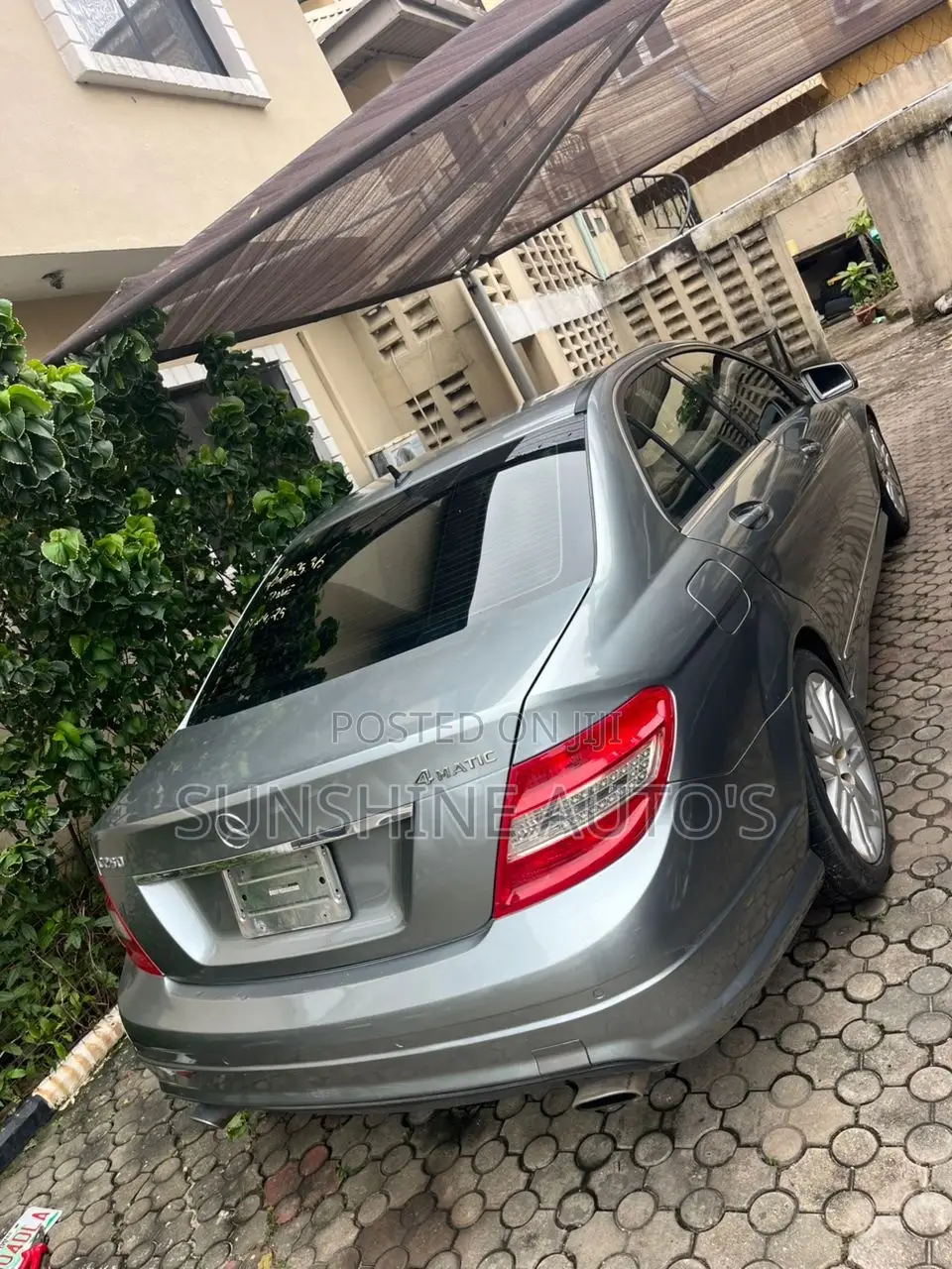 Mercedes-Benz C300 2011 Silver