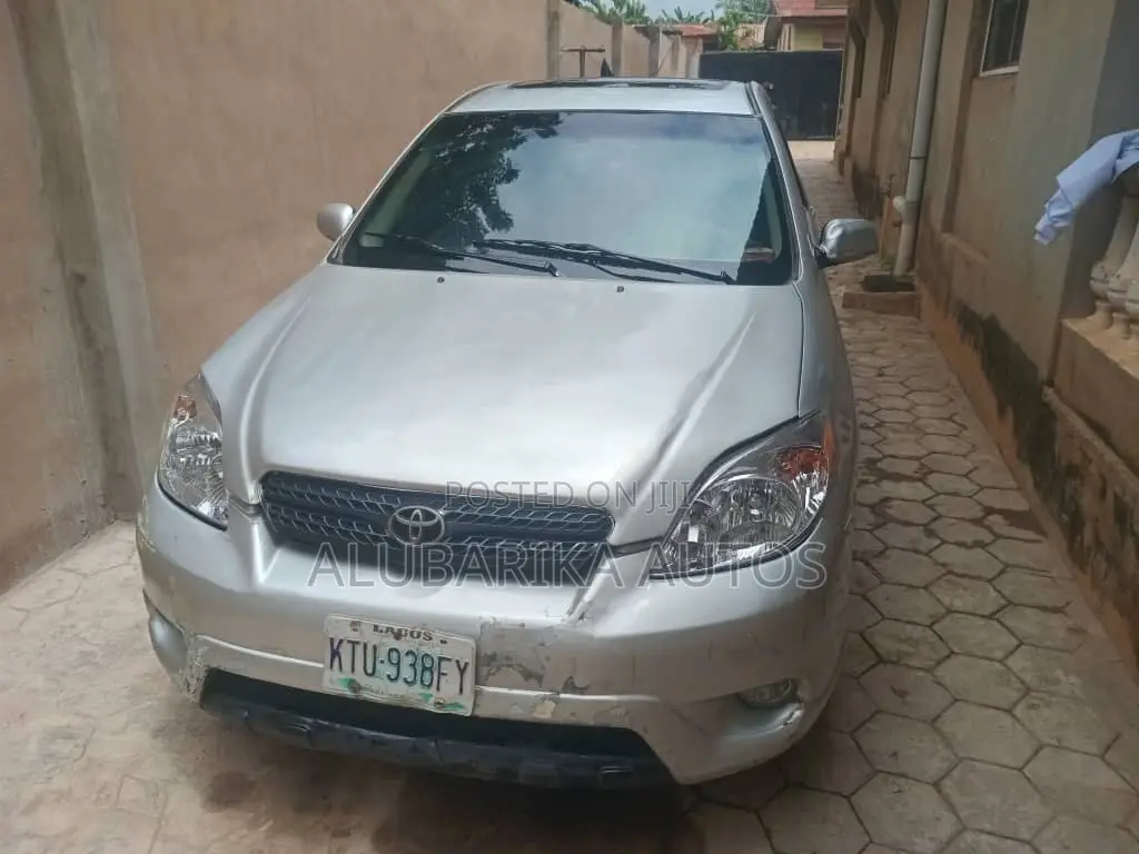 Toyota Matrix 2006 Silver