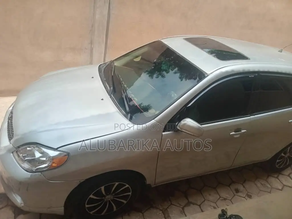 Toyota Matrix 2006 Silver