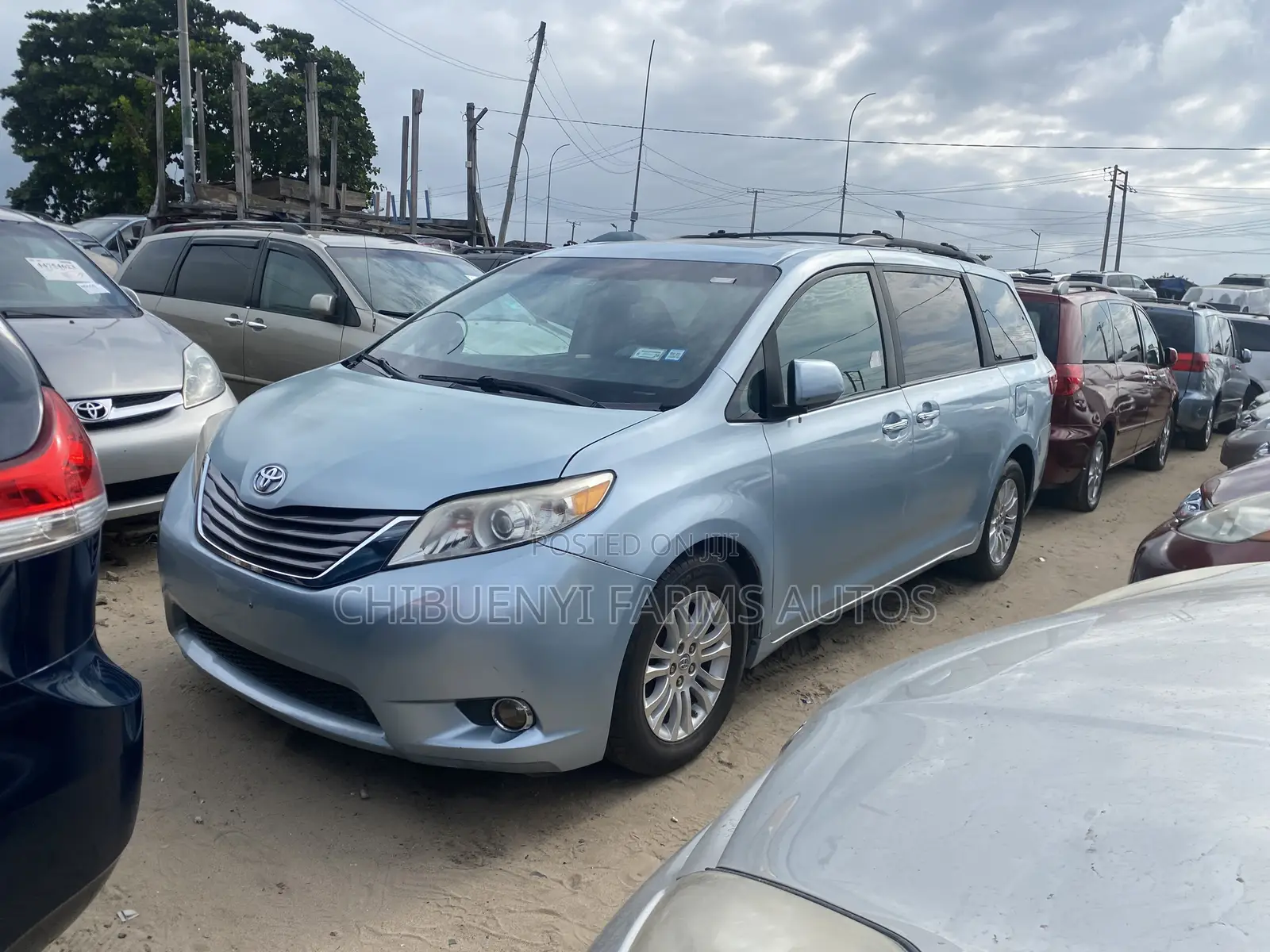 Toyota Sienna XLE 8-Passenger 4dr Minivan (3.5L 6cyl 6A) 2015 Blue