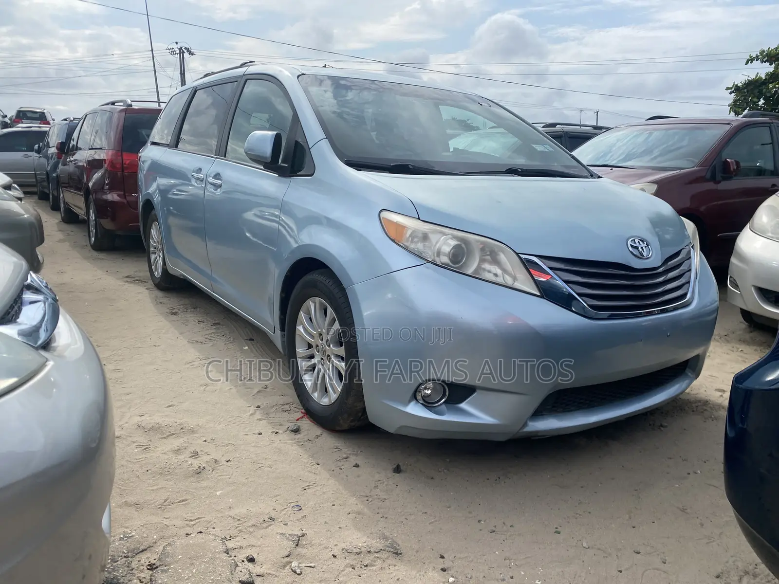 Toyota Sienna XLE 8-Passenger 4dr Minivan (3.5L 6cyl 6A) 2015 Blue