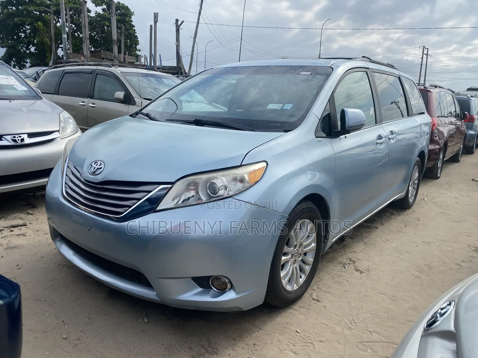Toyota Sienna XLE 8-Passenger 4dr Minivan (3.5L 6cyl 6A) 2015 Blue