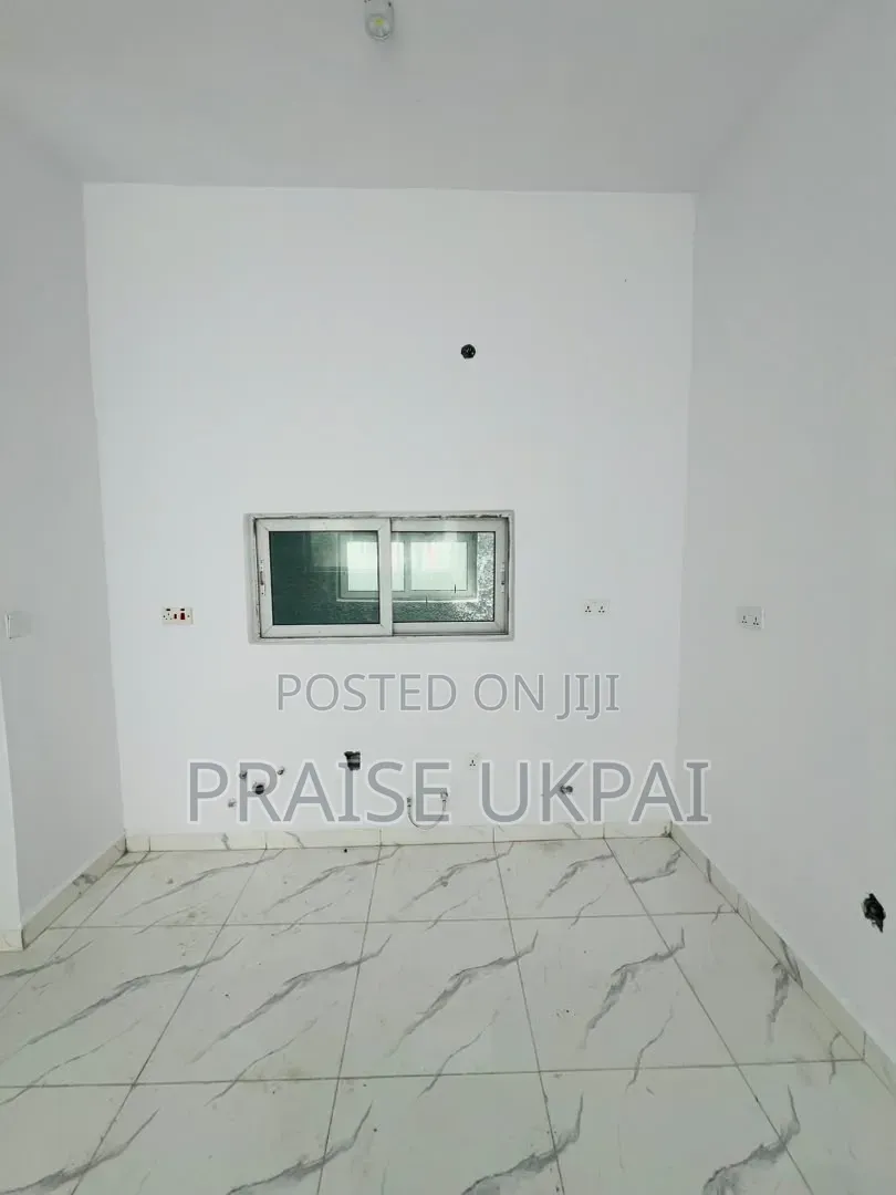 Furnished 2bdrm Apartment in Ikate for sale
