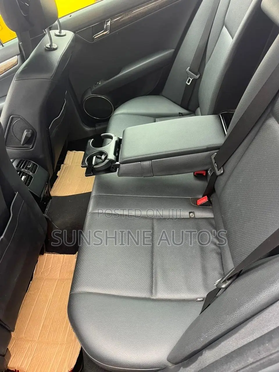 Mercedes-Benz C300 2011 Silver