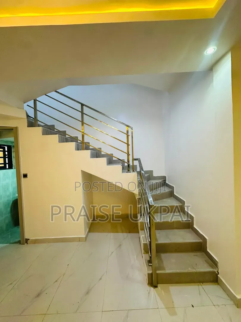 Furnished 3bdrm Duplex in Ajah, Off Lekki-Epe Expressway for sale
