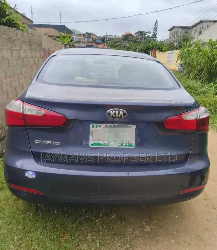 Kia Cerato 2015 Gray
