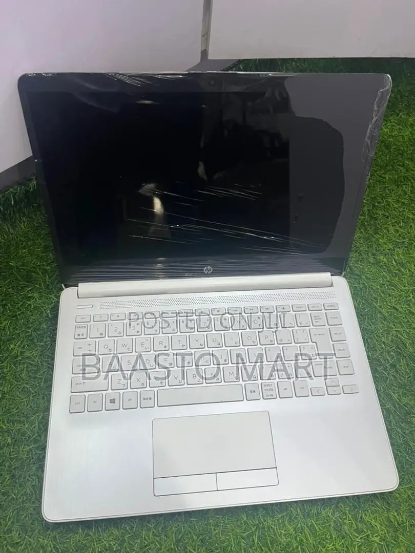 Laptop HP 14-dq1025cl 4GB AMD A4 SSD 128GB