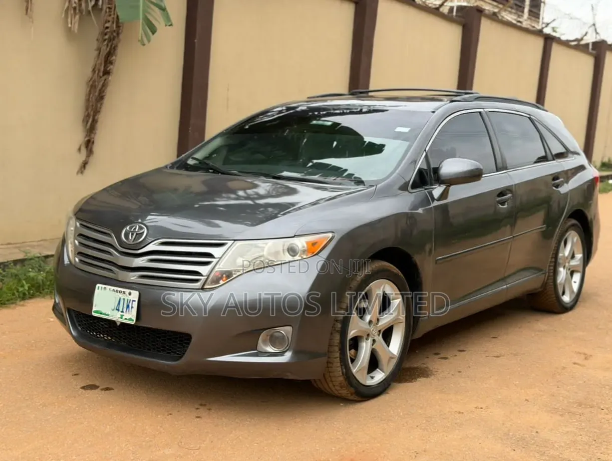 Toyota Venza 2011 Gray