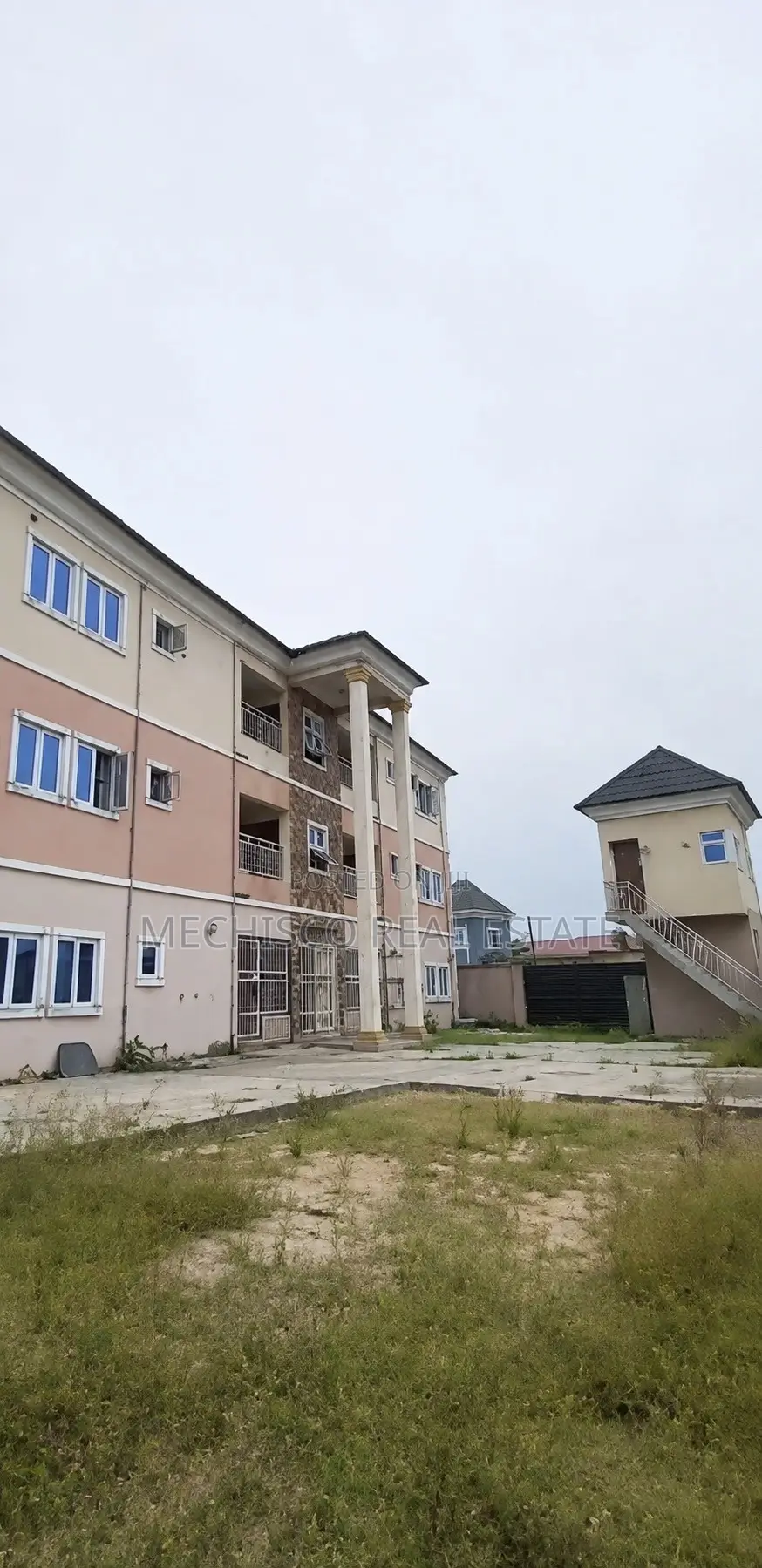 2bdrm Block of Flats in Obio-Akpor for sale