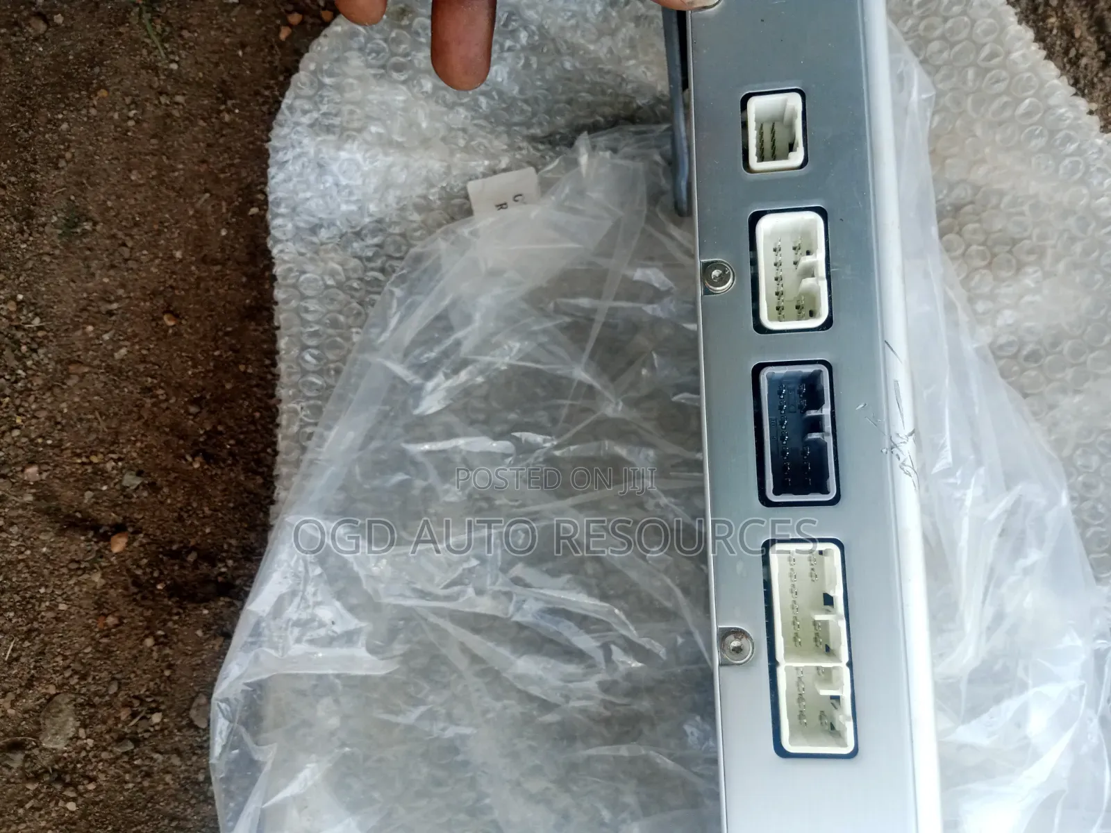 Amplifier for Lexus 570