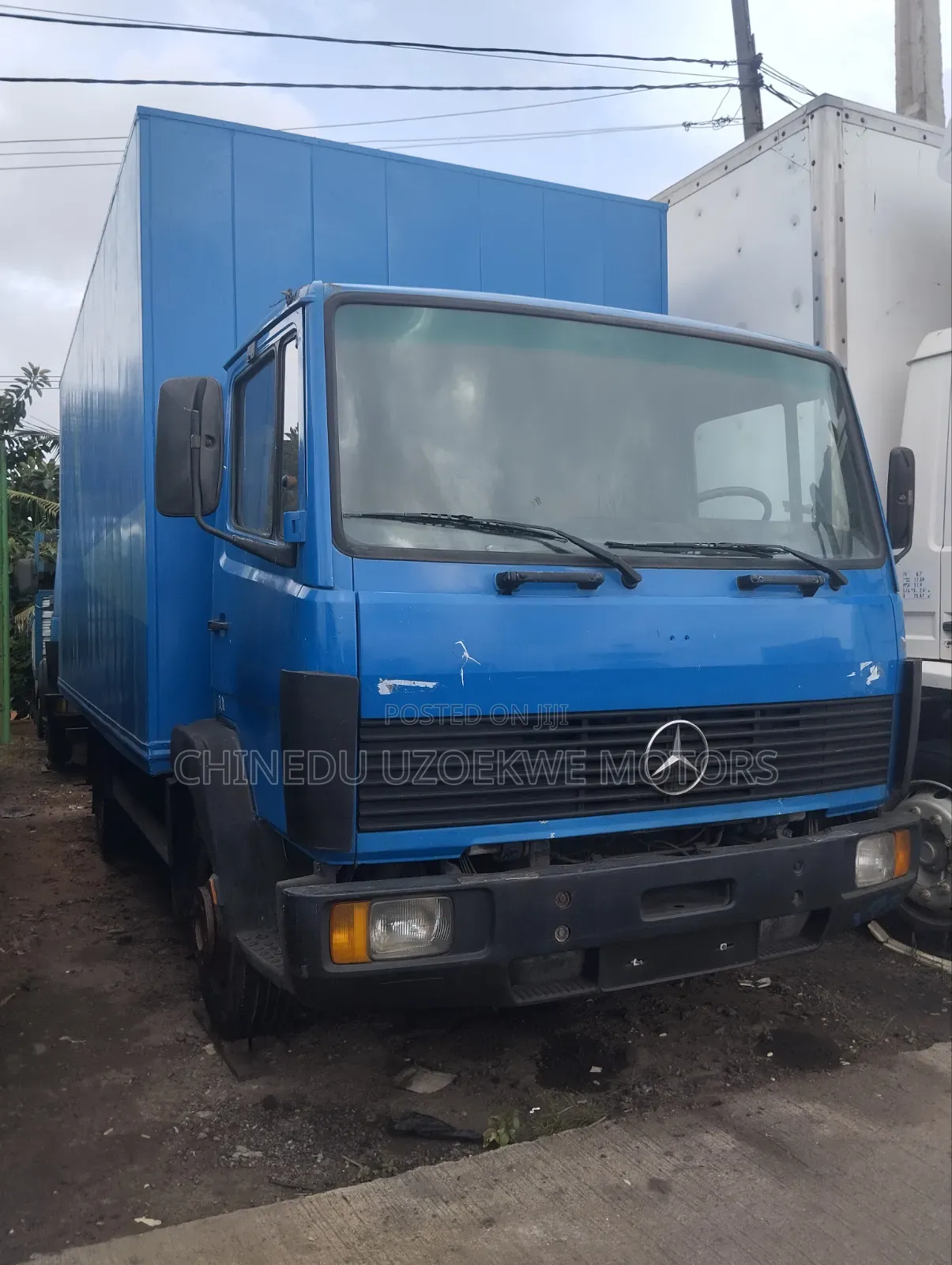 Mercedes Truck Container Body 814