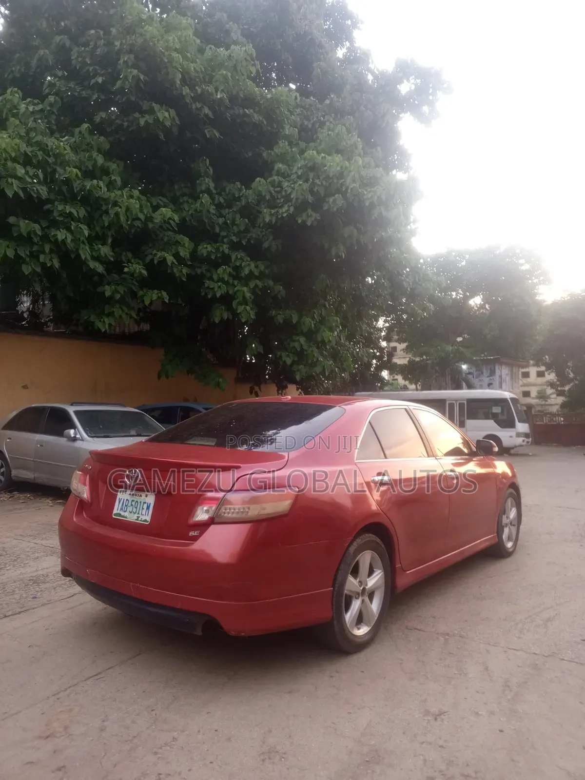 Toyota Camry SE 4dr Sedan (2.5L 4cyl 6A) 2011 Red